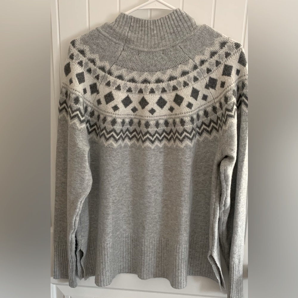 Gray sweater